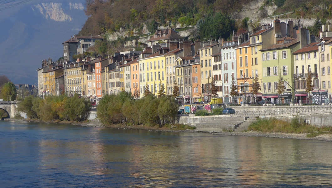 Quai Perrière - Ville de Grenoble - Nacarat - Charte couleur